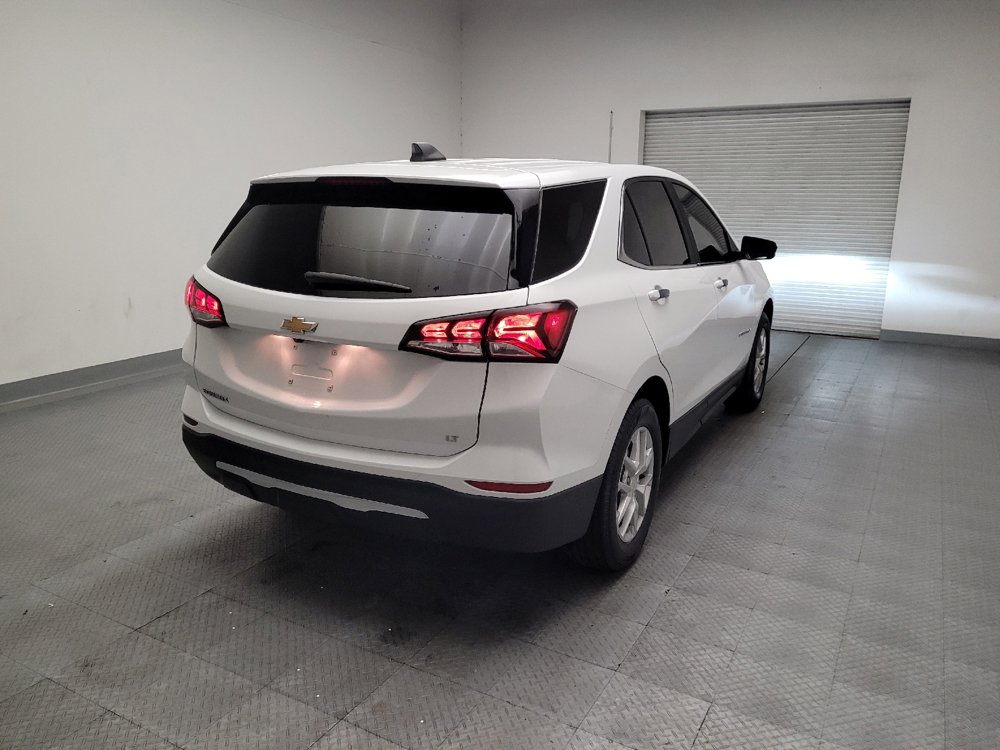 Used 2022 Chevrolet Equinox LT FWD image 9