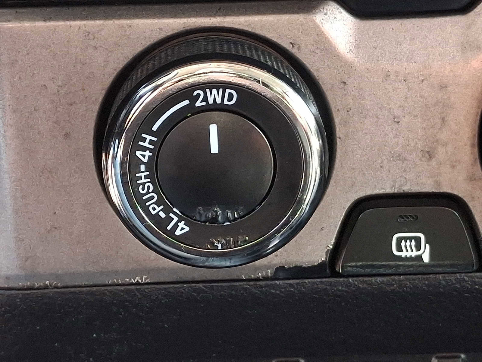 Certified 2020 Toyota Tacoma SR5 w/ SR5 Appearance Package (SM) image 25