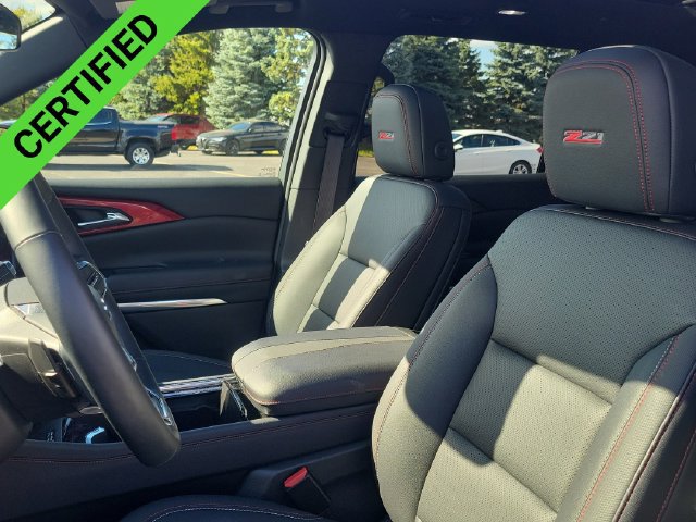 Certified 2025 Chevrolet Traverse Z71 w/ Driver Confidence Package AWD/4WD image 6