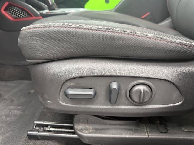 Used 2023 Chevrolet TrailBlazer RS w/ Sun and Liftgate Package image 26