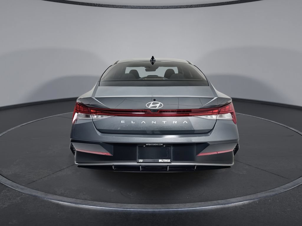 Certified 2025 Hyundai Elantra SEL w/ Cargo Package FWD image 7