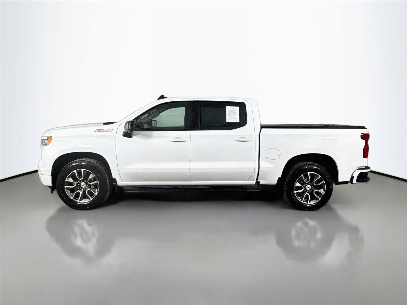Used 2023 Chevrolet Silverado 1500 RST w/ RST All Star Premium Package AWD/4WD image 6
