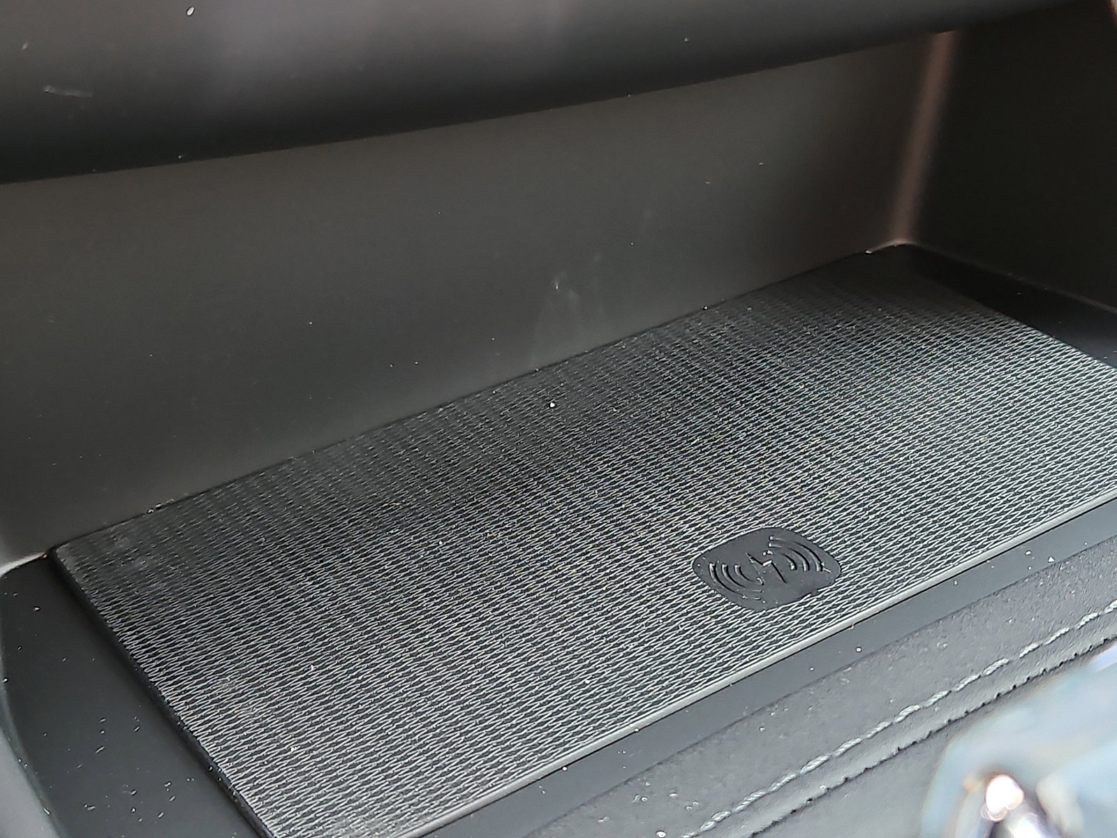 New 2026 Volvo XC90 T8 Plus image 19