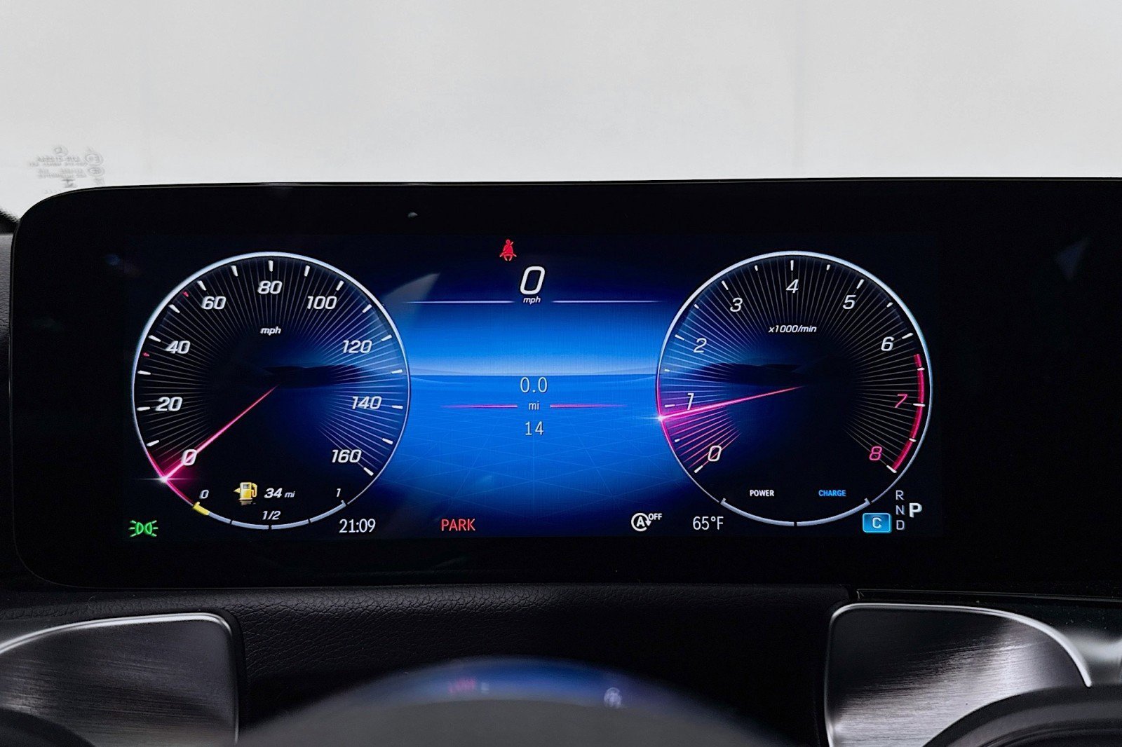 New 2026 Mercedes-Benz GLB 250 image 18