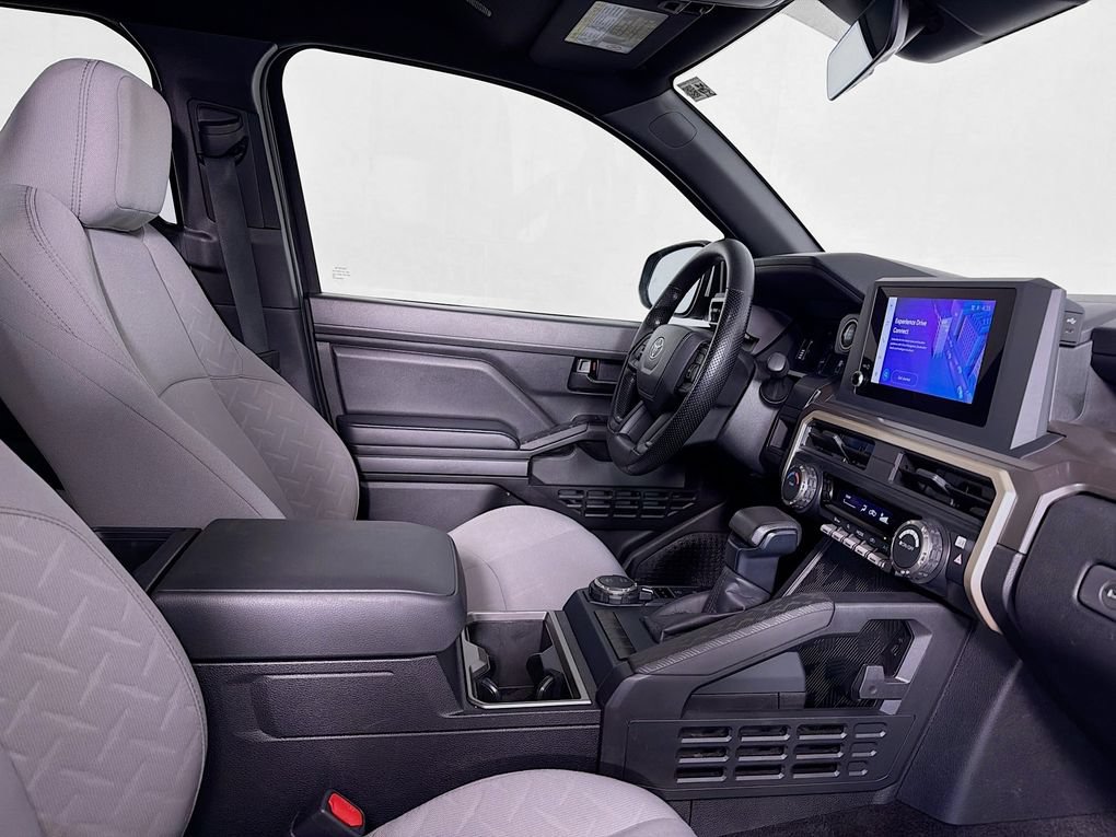 Used 2025 Toyota Tacoma SR5 AWD/4WD image 35
