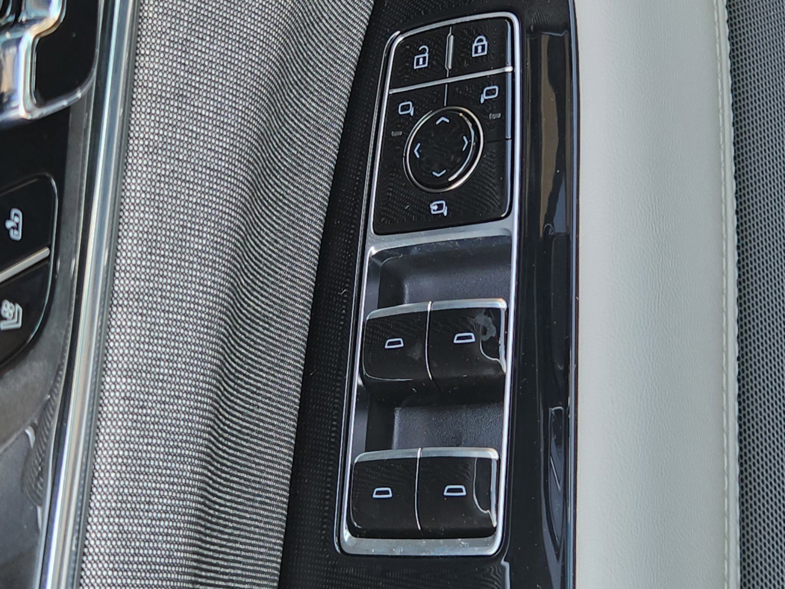 New 2025 Cadillac Escalade IQ Sport 1 w/ Smart Trailering package AWD/4WD image 22