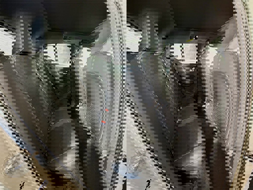 Certified 2024 Volvo XC40 Recharge Plus w/ Protection Package Premier image 28