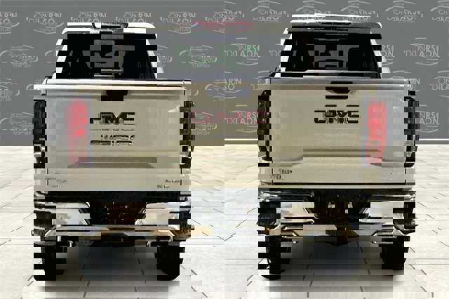 New 2026 GMC Sierra 1500 SLE image 4