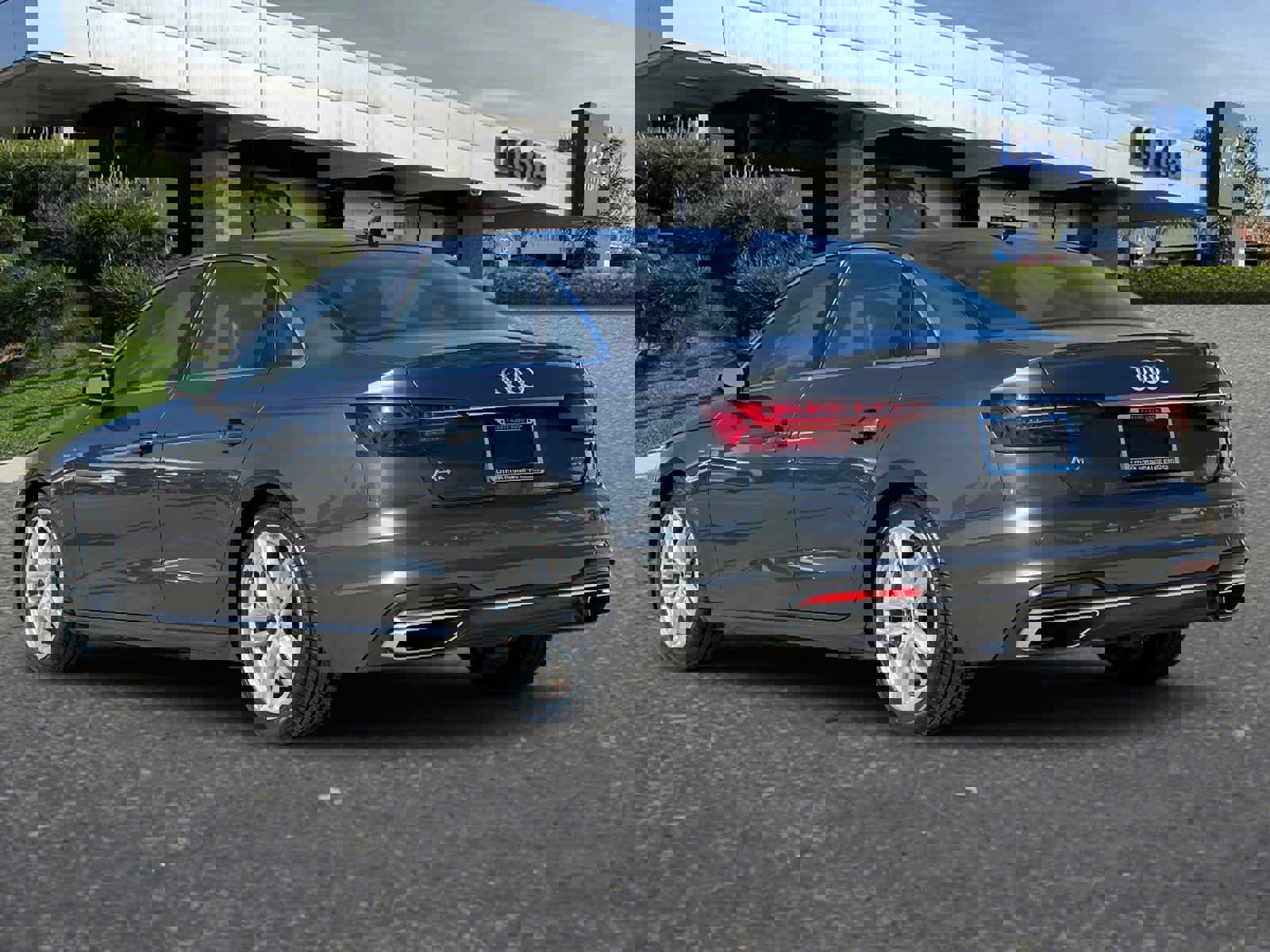 Used 2024 Audi A4 2.0T Premium Plus image 7