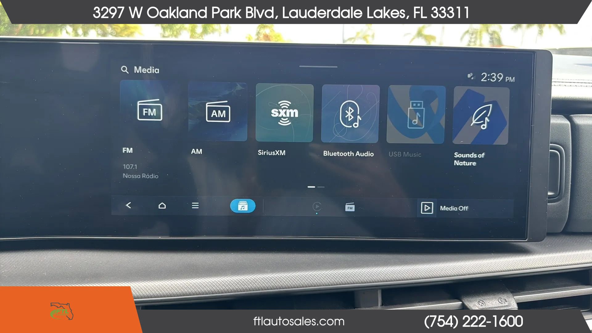 Used 2025 Hyundai Santa Fe SE FWD image 55