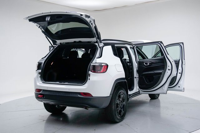 Used 2024 Jeep Compass Trailhawk image 22