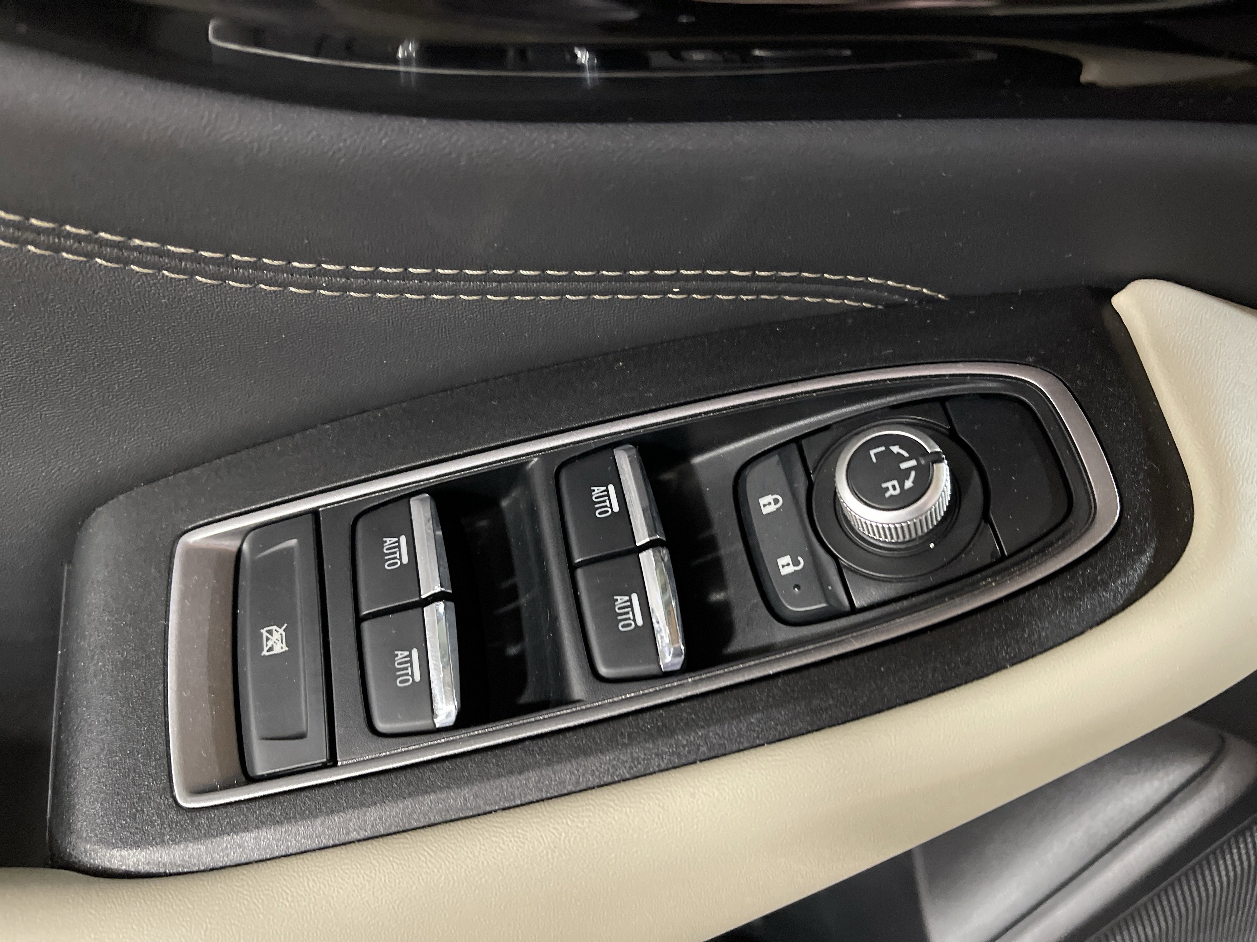 Used 2023 Subaru Outback Limited image 9