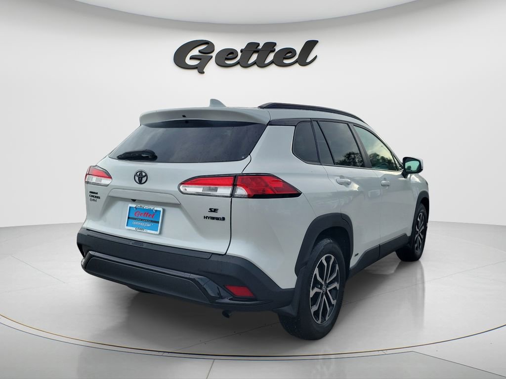 Used 2023 Toyota Corolla Cross AWD Hybrid image 5