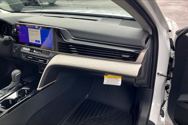 Used 2025 Toyota Camry XLE w/ Premium Plus Package FWD image 16