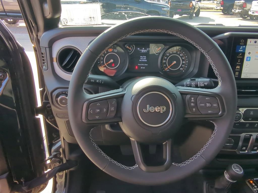 Used 2025 Jeep Wrangler Sport image 16