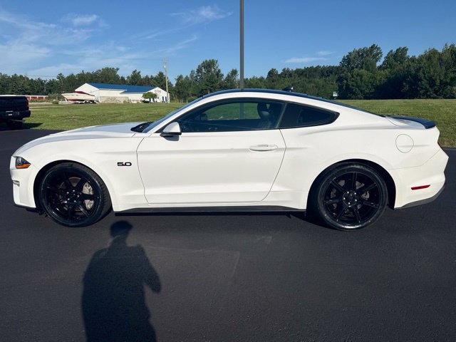 Used 2020 Ford Mustang GT Premium w/ Black Accent Package RWD image 3