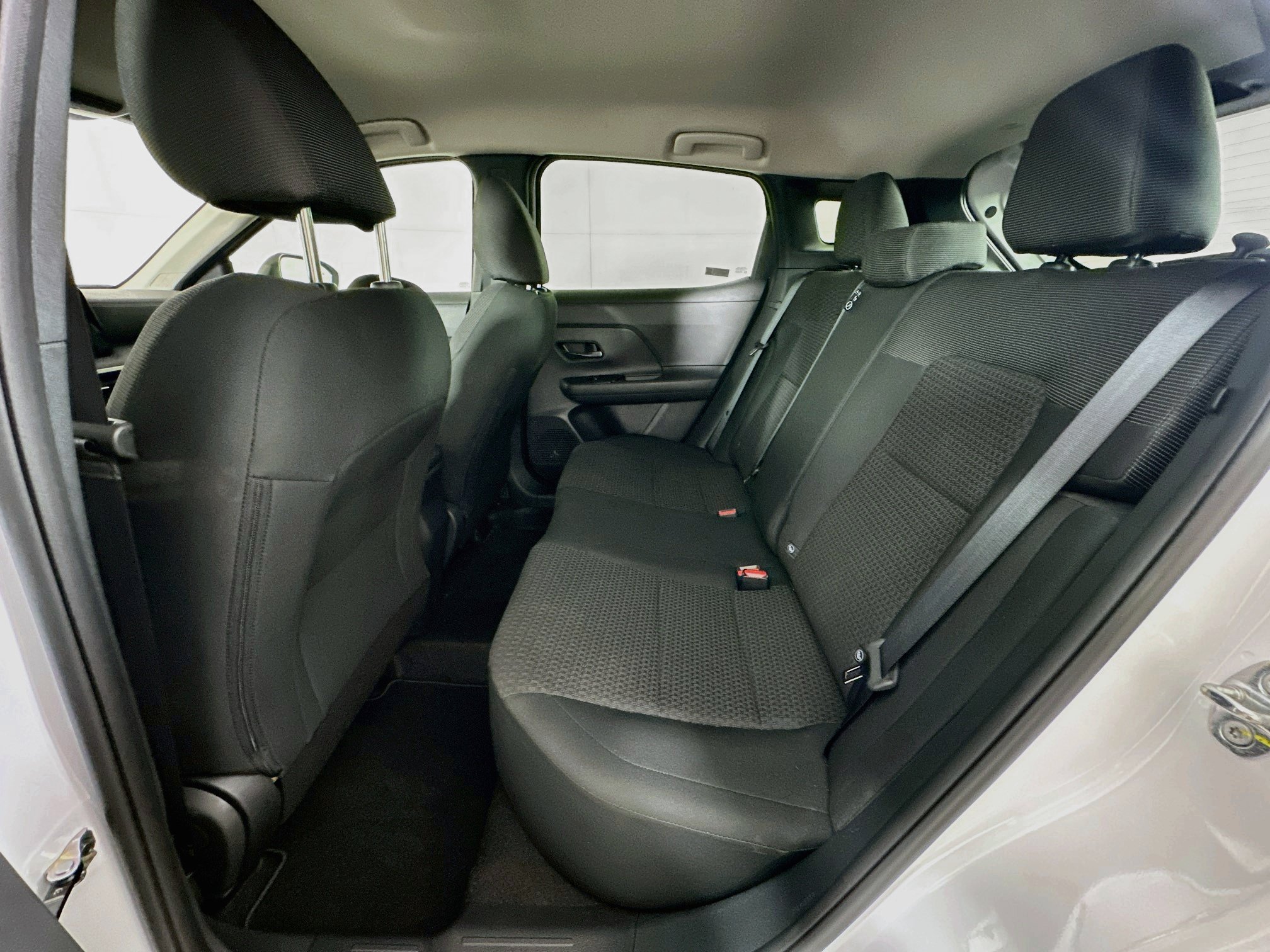 Used 2025 Nissan Kicks S FWD image 25