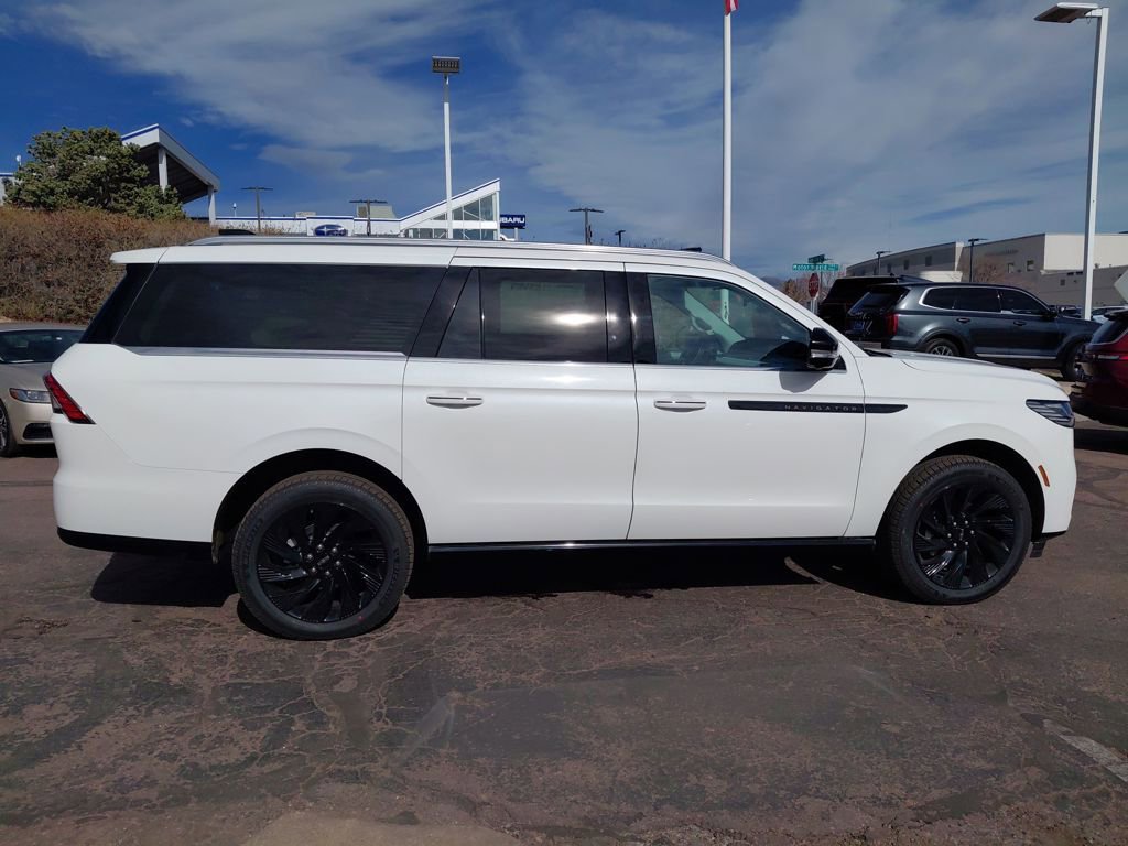 New 2026 Lincoln Navigator L Black Label image 32