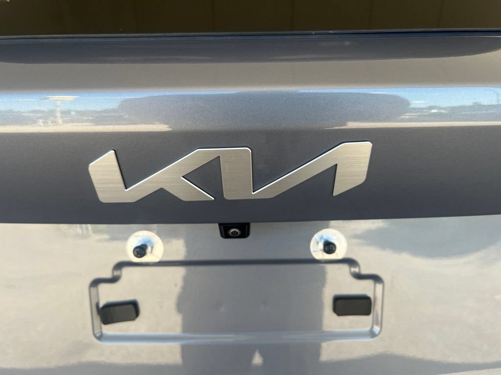 Certified 2025 Kia Sorento S w/ Panoramic Sunroof Package FWD image 32