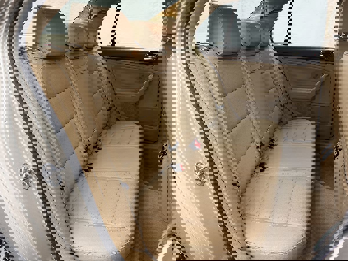 Used 2005 Volkswagen Jetta 2.5 image 17