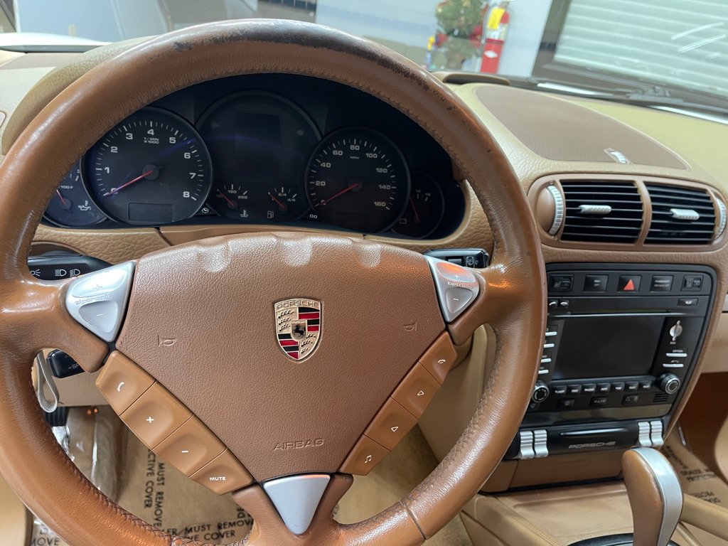 Used 2009 Porsche Cayenne AWD/4WD image 29