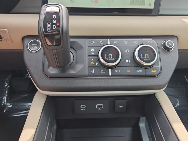 Used 2024 Land Rover Defender 110 S AWD/4WD image 23