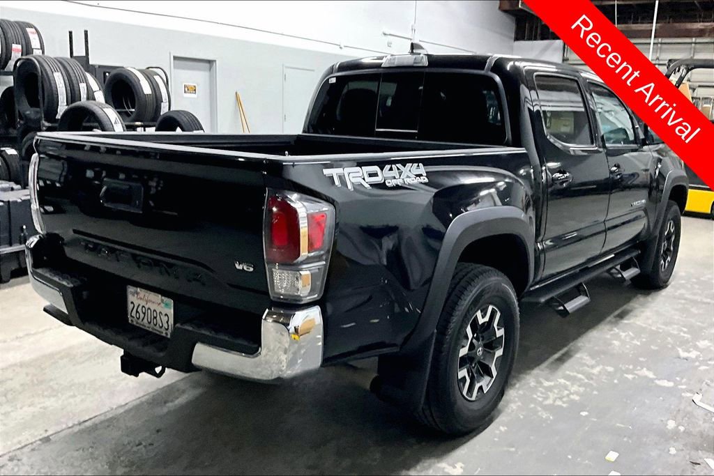 Used 2023 Toyota Tacoma TRD Off-Road image 4