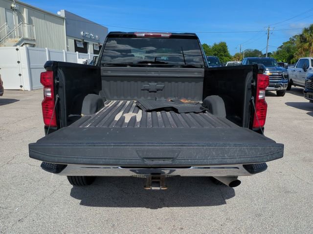Used 2022 Chevrolet Silverado 2500 LT w/ Convenience Package AWD/4WD image 13