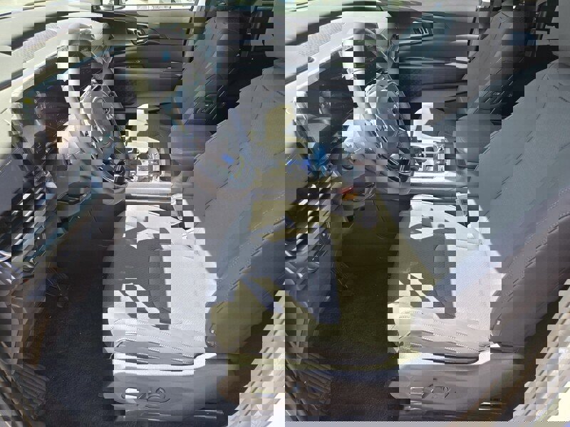 New 2025 Kia Carnival SX Prestige image 6