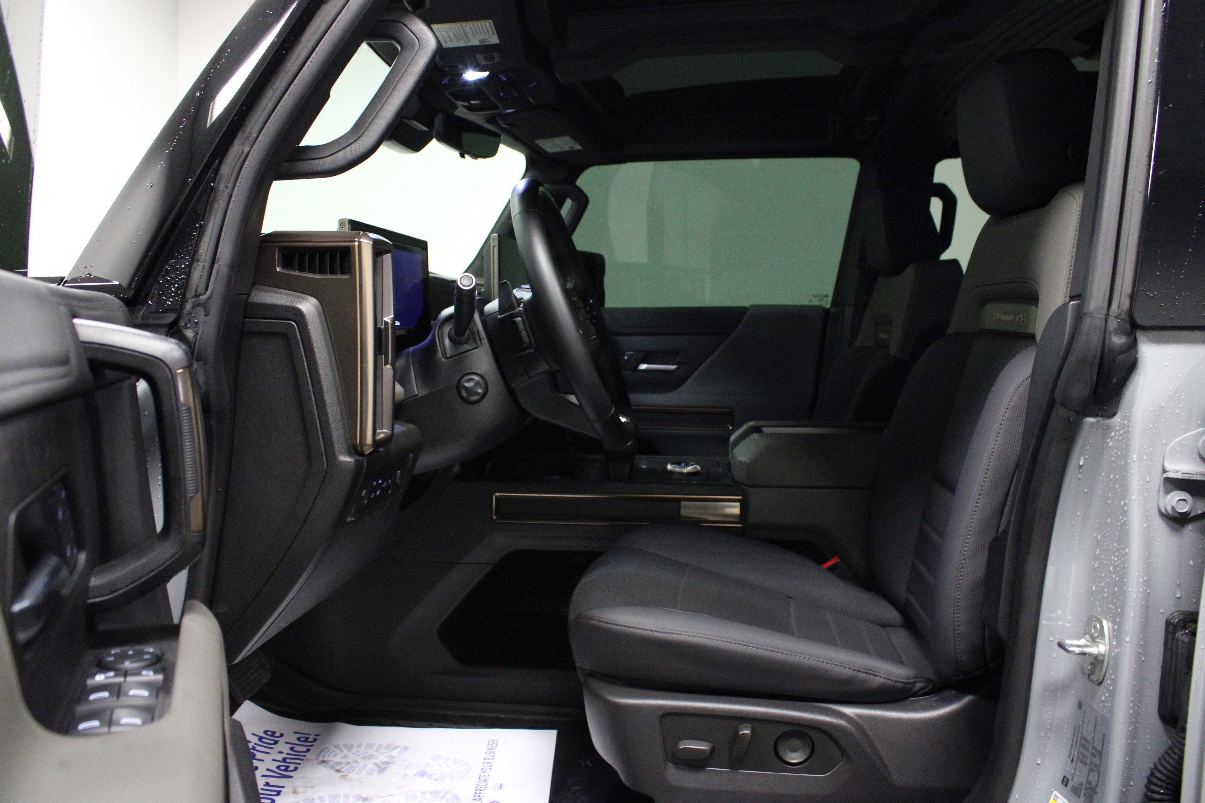 Used 2025 GMC Hummer EV 3X image 12