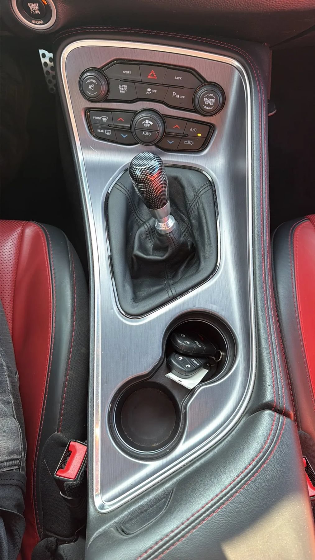 Used 2016 Dodge Challenger R/T Plus RWD image 19