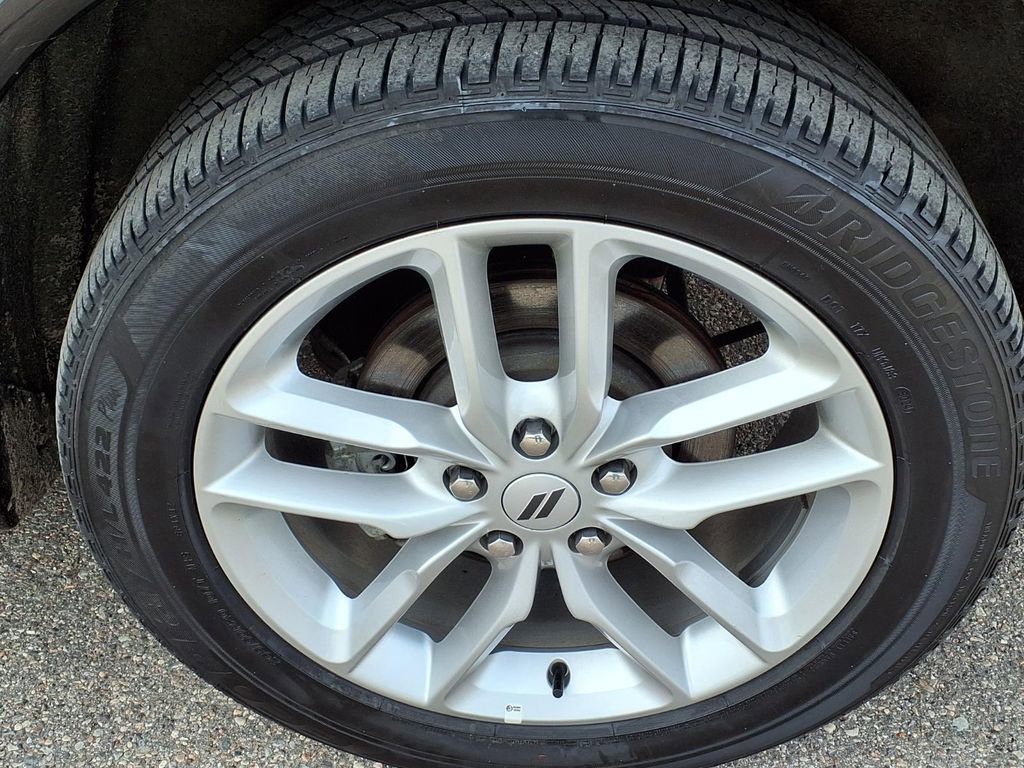 Used 2025 Dodge Durango GT image 9