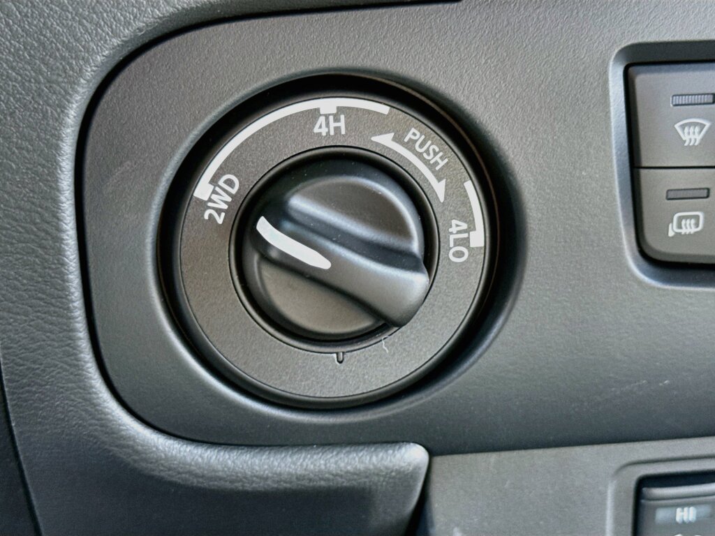 New 2026 Nissan Frontier SV AWD/4WD image 10