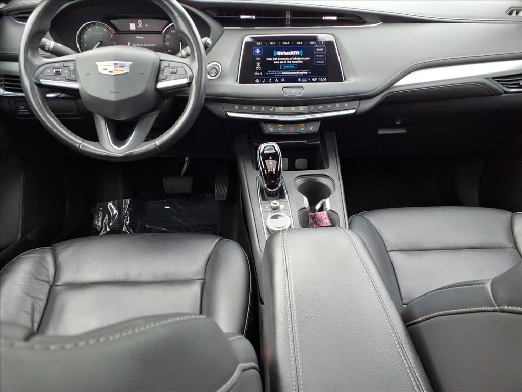 Certified 2023 Cadillac XT4 Premium Luxury w/ Cold Weather Package image 19