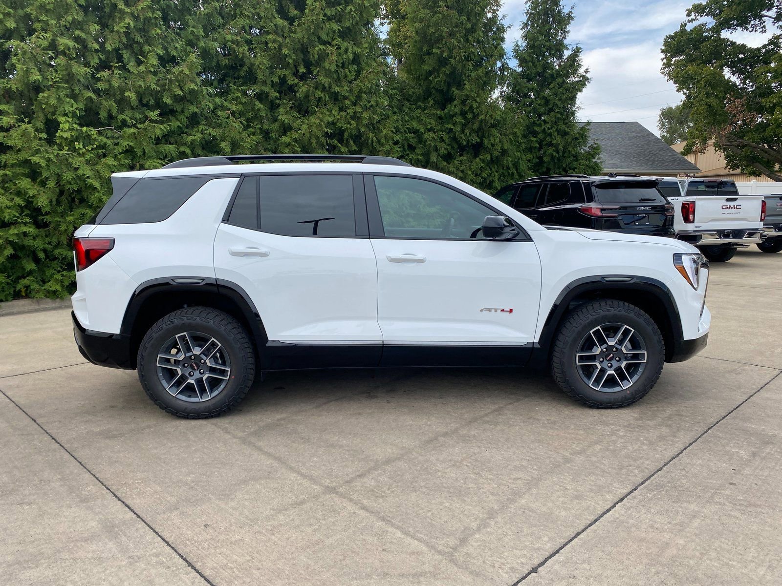 New 2026 GMC Terrain AT4 w/ Convenience Package III image 37