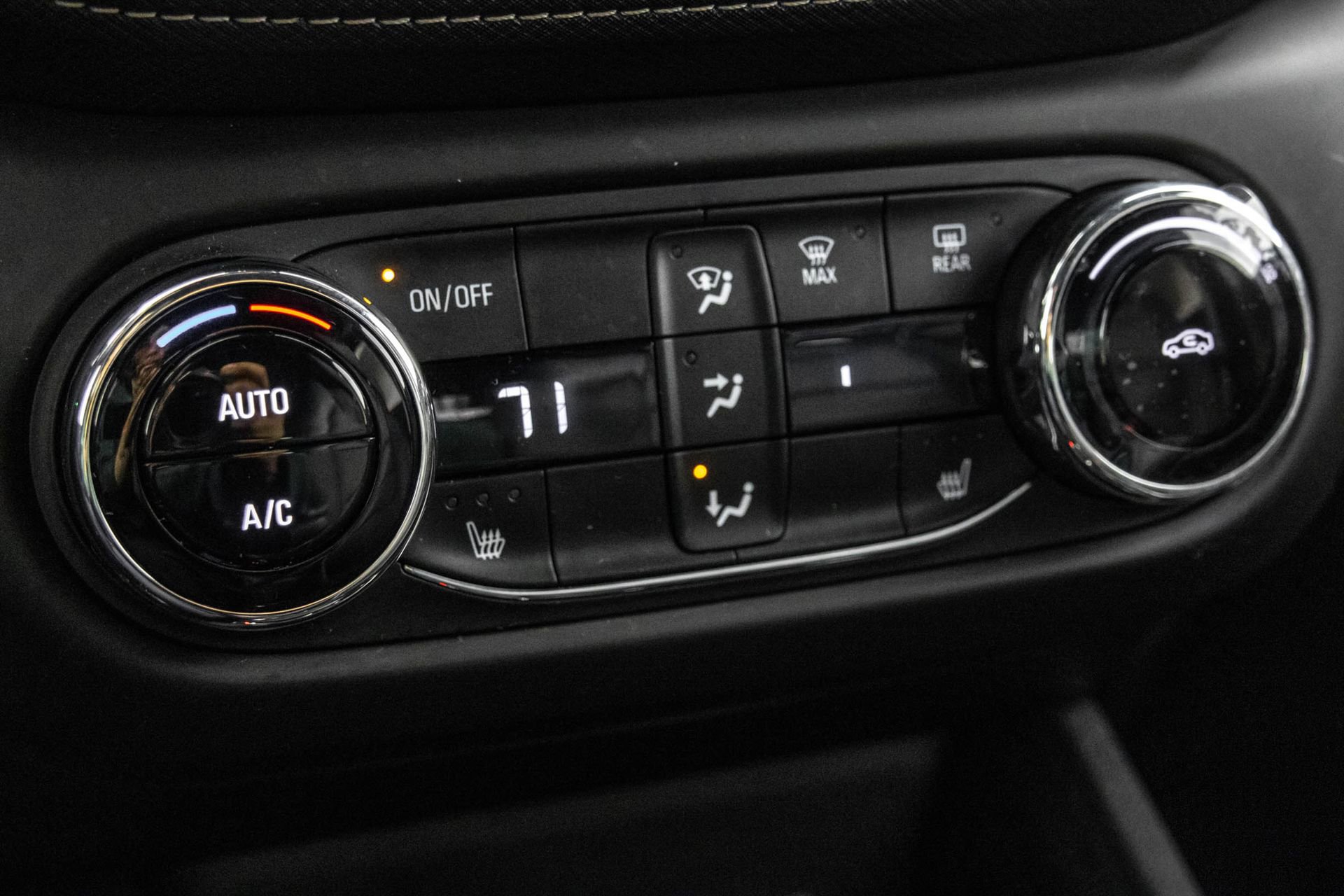 Used 2023 Chevrolet TrailBlazer ACTIV w/ Convenience Package FWD image 29
