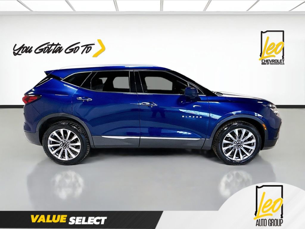 Used 2022 Chevrolet Blazer Premier w/ Enhanced Convenience Package AWD/4WD image 4