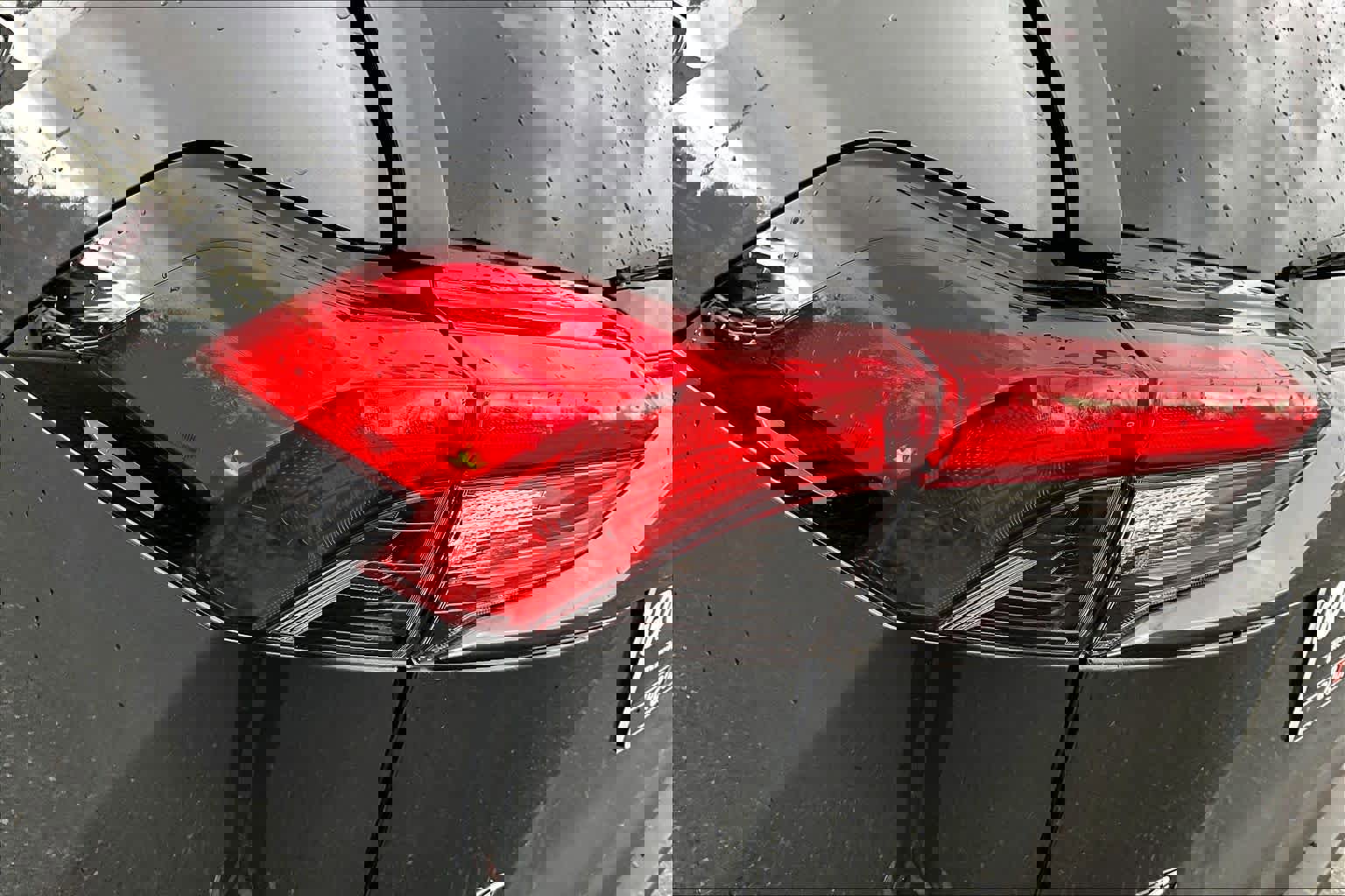 Used 2020 Toyota RAV4 XLE w/ Convenience Package image 28