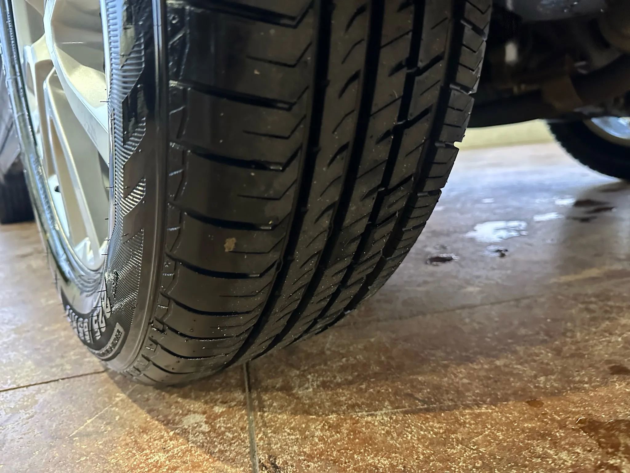 Used 2017 Nissan Rogue SV w/ SV Premium Package image 29