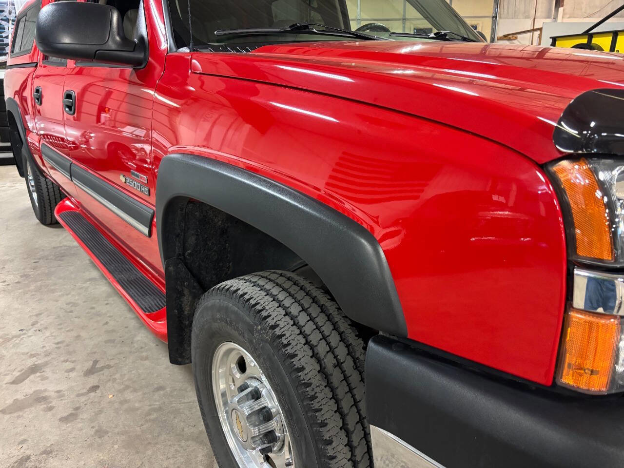Used 2004 Chevrolet Silverado 2500 LS w/ Heavy-Duty Power Package RWD image 10