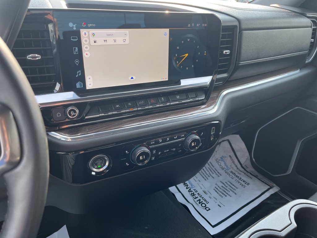 Used 2023 Chevrolet Silverado 1500 LT AWD/4WD image 18