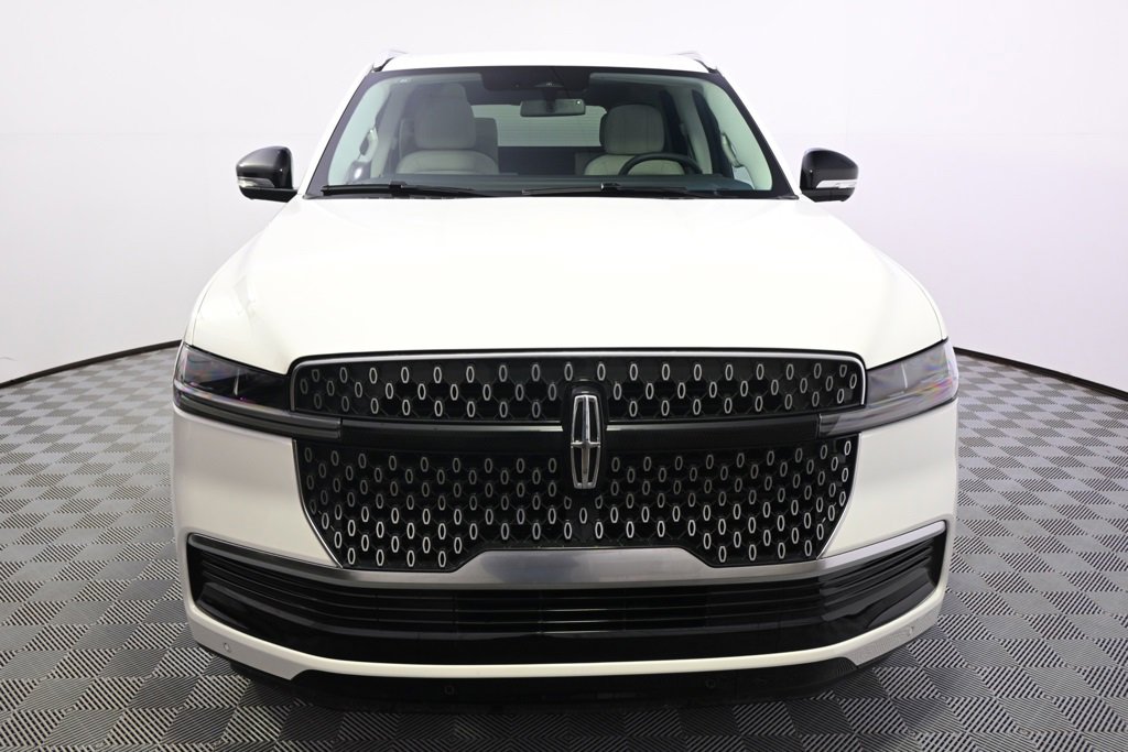 New 2025 Lincoln Navigator Reserve image 10