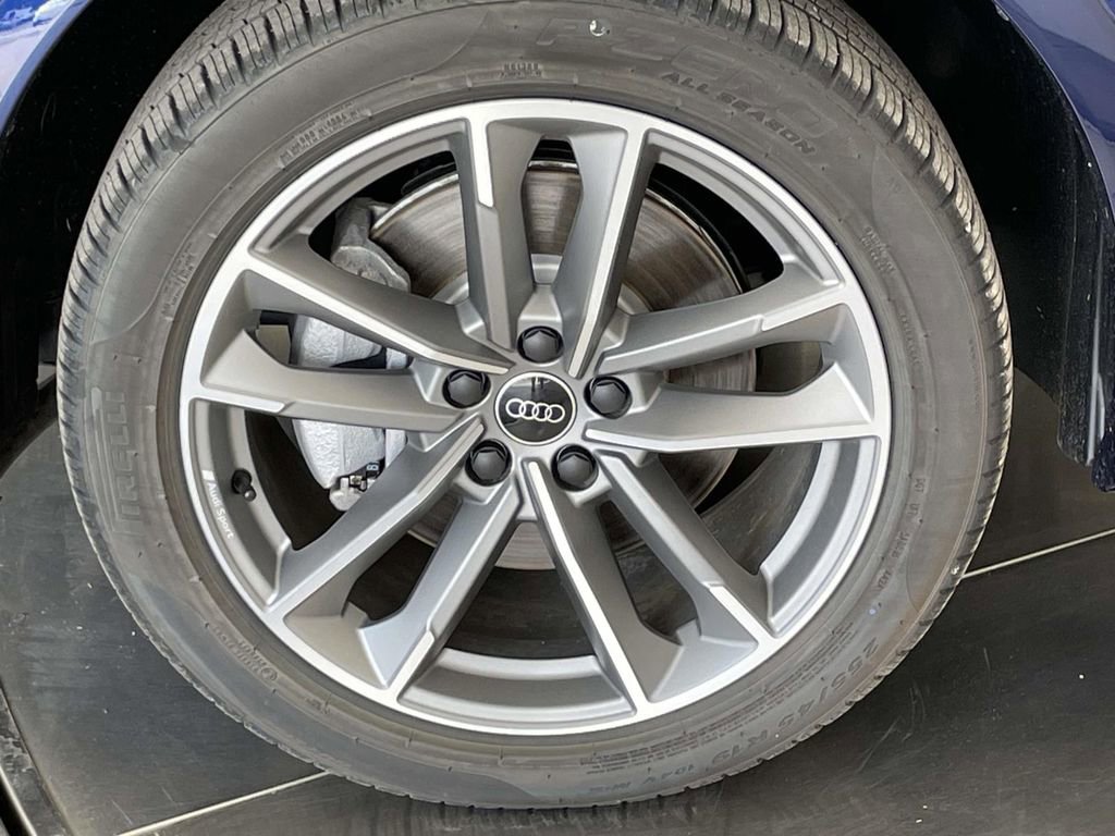 New 2025 Audi Q3 2.0T Premium image 11