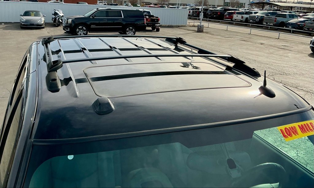 Used 2005 Chevrolet Avalanche Z66 w/ Sun And Sound Package image 12