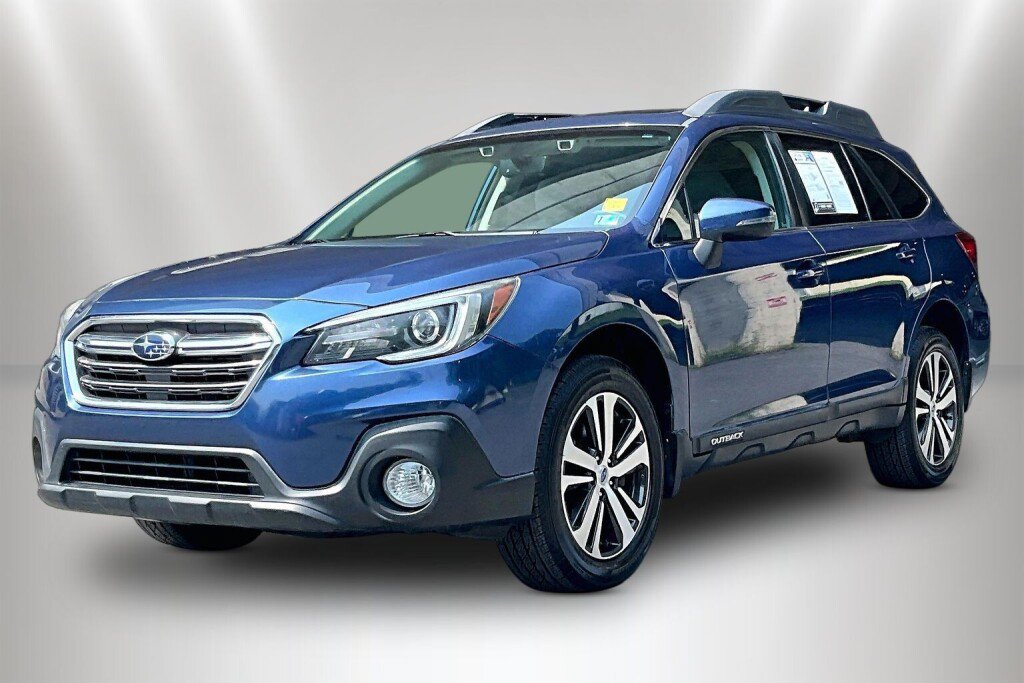 Used 2019 Subaru Outback 2.5i Limited AWD/4WD image 3