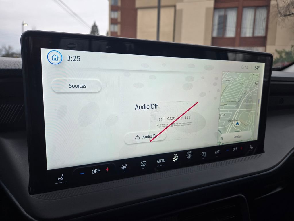 New 2026 Ford Maverick Lariat w/ Black Appearance Package image 14