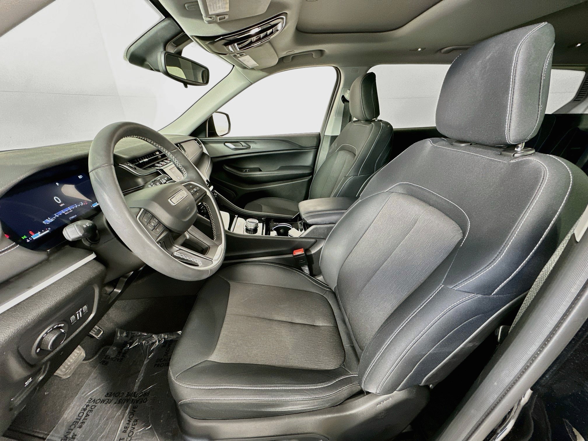 Used 2023 Jeep Grand Cherokee L Laredo w/ Luxury Tech Group I RWD image 20