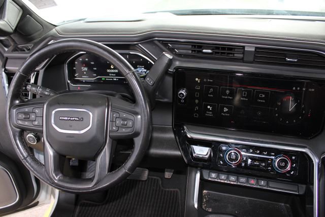 Used 2024 GMC Sierra 3500 Denali Ultimate AWD/4WD image 24