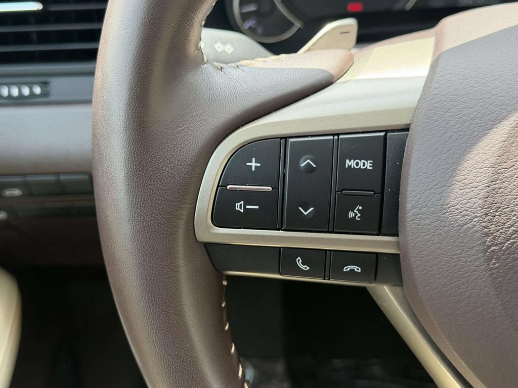 Used 2020 Lexus RX 350 AWD w/ Premium Package image 9