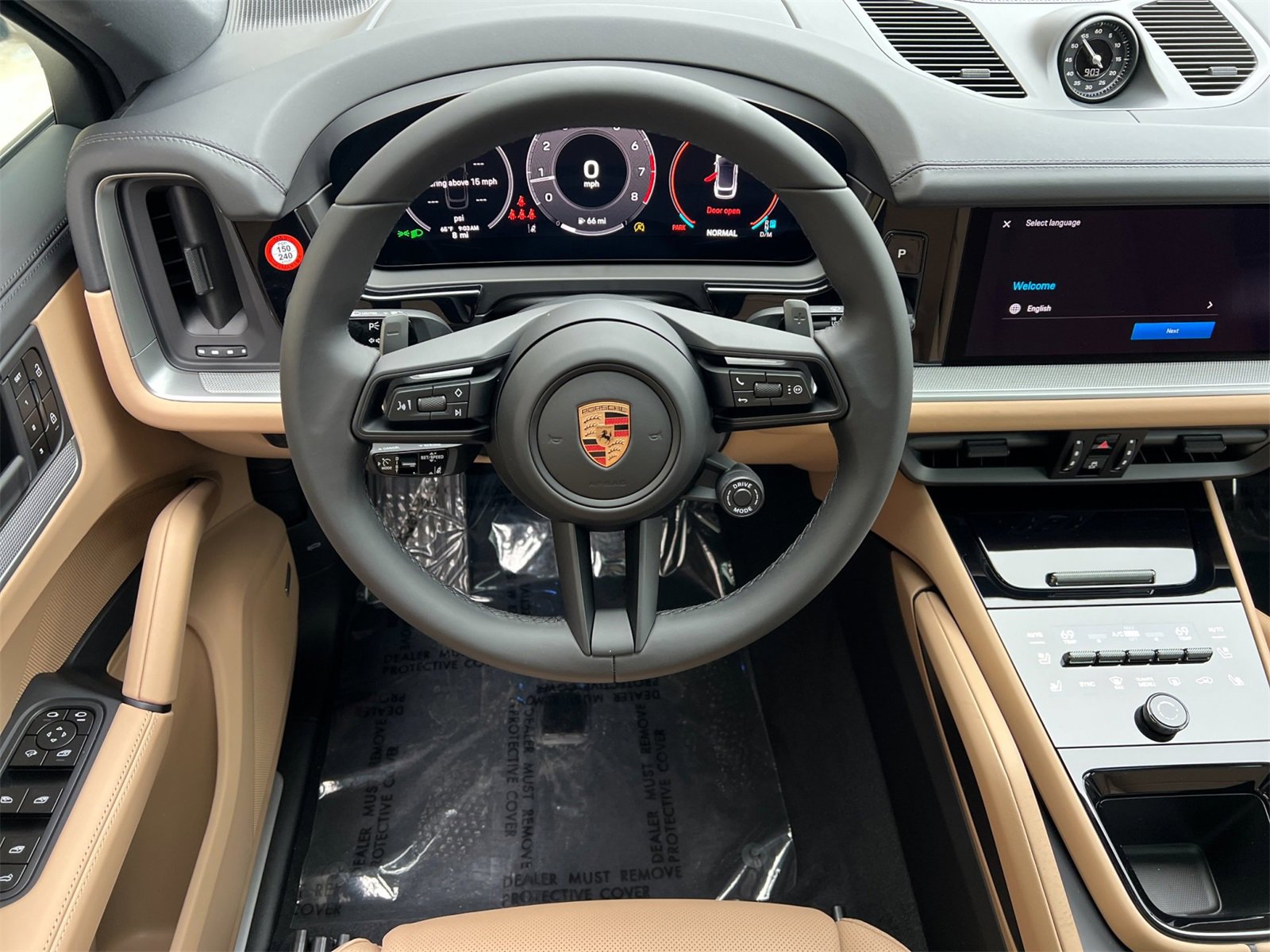 New 2025 Porsche Cayenne Coupe image 16
